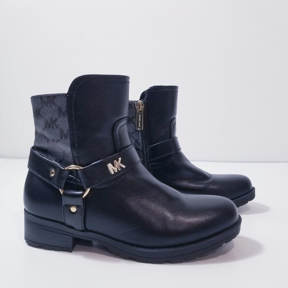 Michael Kors MK Monogram Kids size 2 Ankle Boots